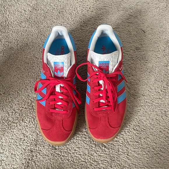 adidas Gazelle Red and Blue Sneakers - Picture 5 of 8